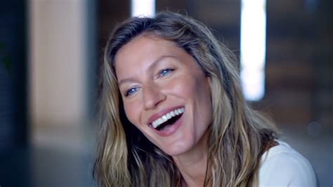 michiel huisman chanel youtube|N°5, the Film Trailer with Gisele Bündchen and Michiel Huisman.